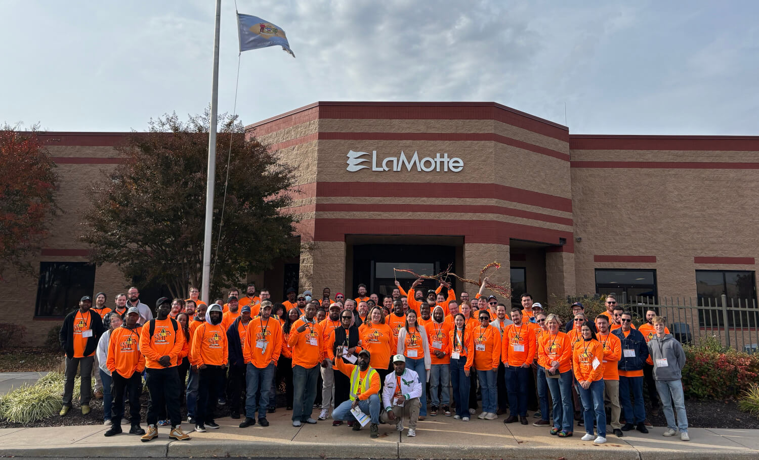 IMG_8979_1500_910_optim